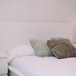 Espectacular Moderno Y Centrico By * Βίγκο
